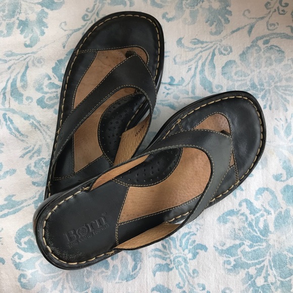 BORN Shoes - BORN Leather Sandals Size 7/38 M/W Comfort Padding